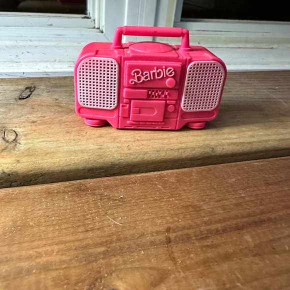 1980 à 1999 SUPER RARE VINTAGE Barbie radio - Picture 1 of 5